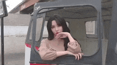 艾比|《青3》用变性女孩炒热度，还有下限吗？