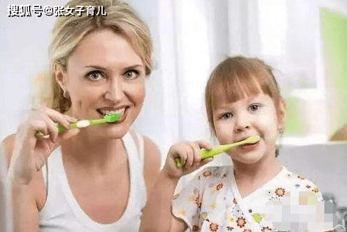 回事儿|乳牙还没长齐，怎么回事儿？可能有宝妈的错，别不信宝宝2岁了