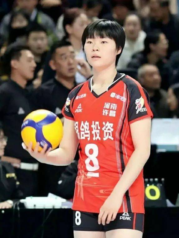 重整河山待后生---00后女排队长张梓涵