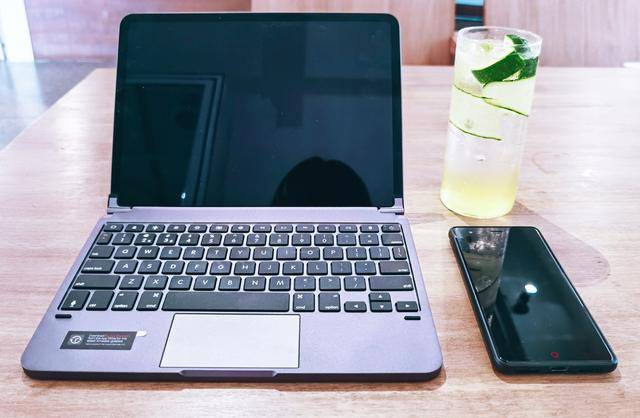 Pro|Brydge Pro+蓝牙触控键盘体验：让iPad Pro买后生产力