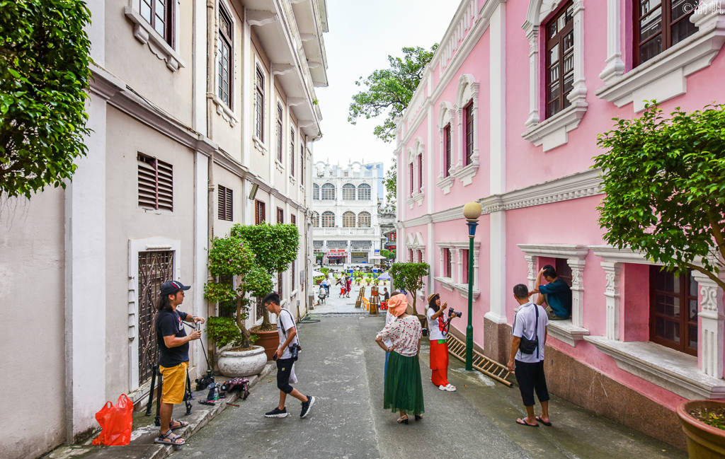 全国有很多中山路，中山市也不例外，看上去像广州上下九和北京路