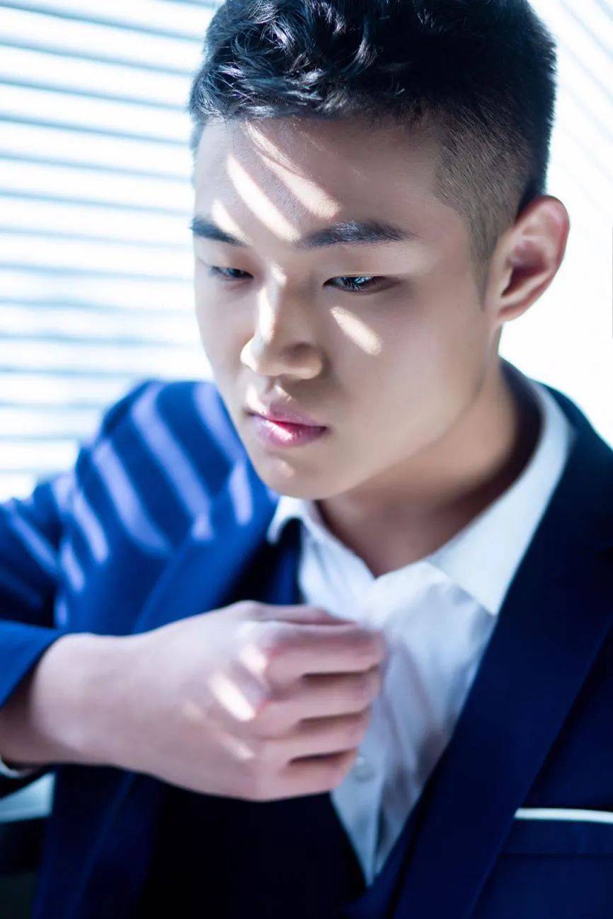 王裕文|王裕文《每当在这儿想起你》关于黑夜中一段刻骨铭心的记忆