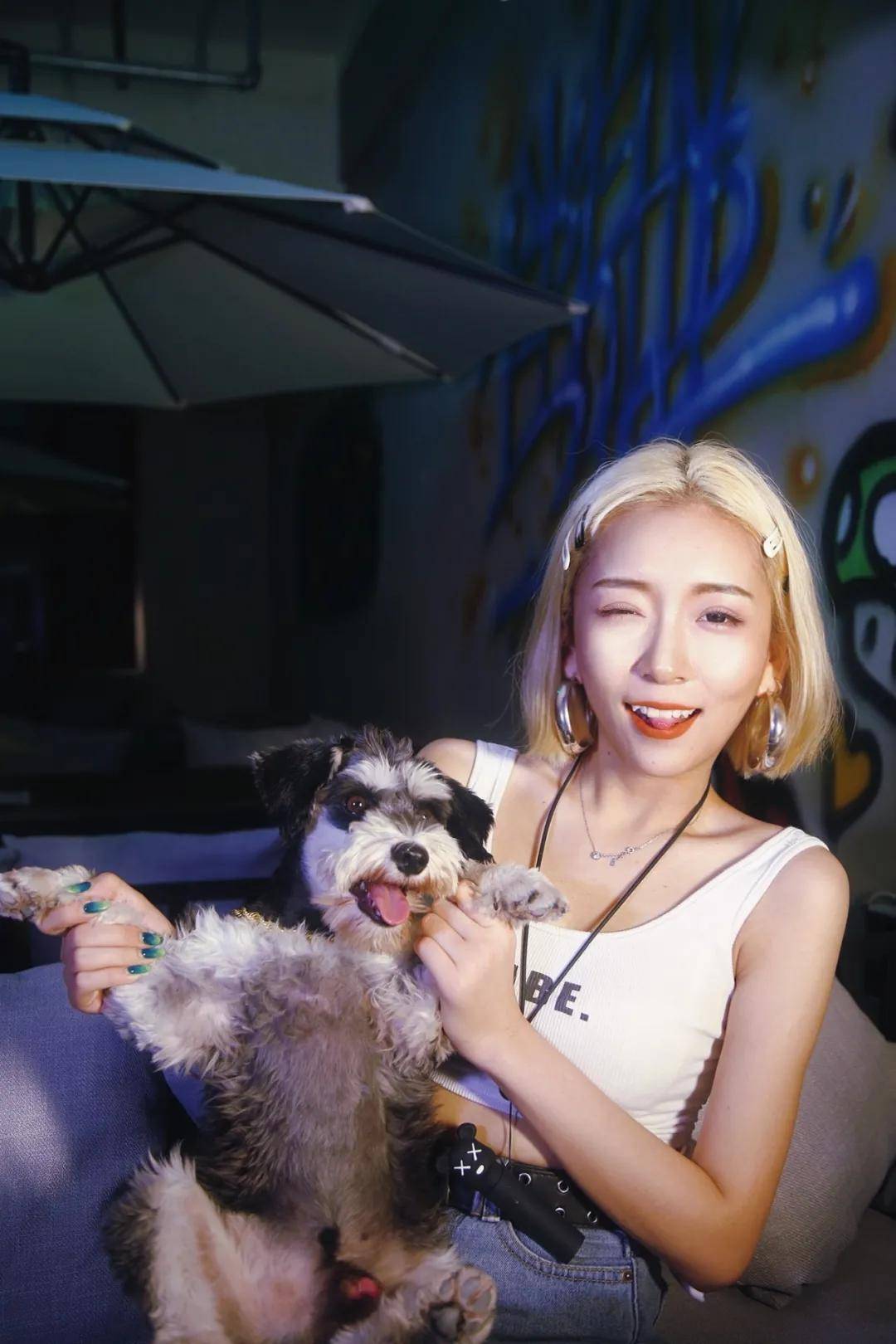 撸串喝酒一站式体验,更有美女dj现场打碟,席卷许昌!