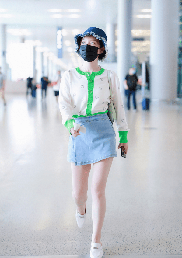6267c9baee224ac48cfd7d4693af1549.png