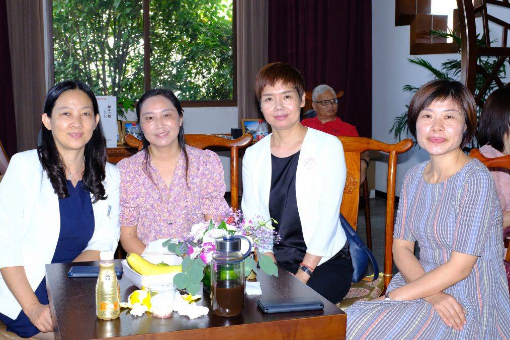 教育|立德树人丹心红——湖北襄阳首届襄派教育家思享会在栖溪小镇举办