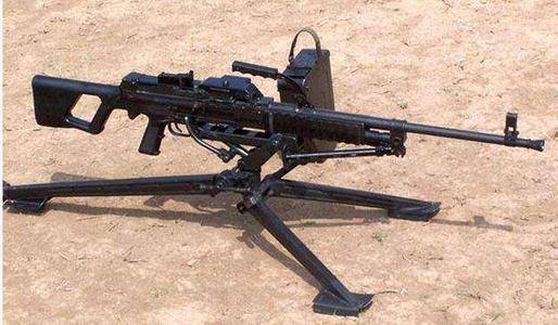 机枪两边一般都有两个小盾牌，是保护机枪手的