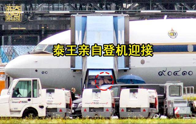 王室|泰王玛哈犯了难！下一次的王室公务，带贵妃还是带王后出席？