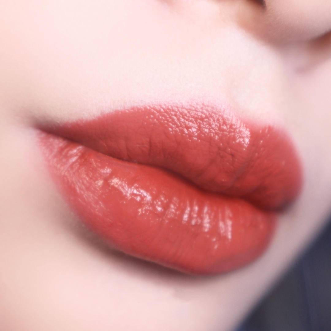 枫色|在这个慵懒限定的季节，将秋天的枫色抹在唇上