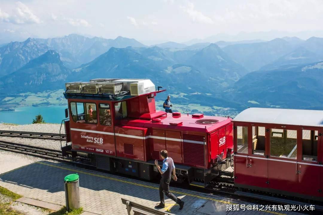 齿轨登山观光火车-齿轨有轨电车