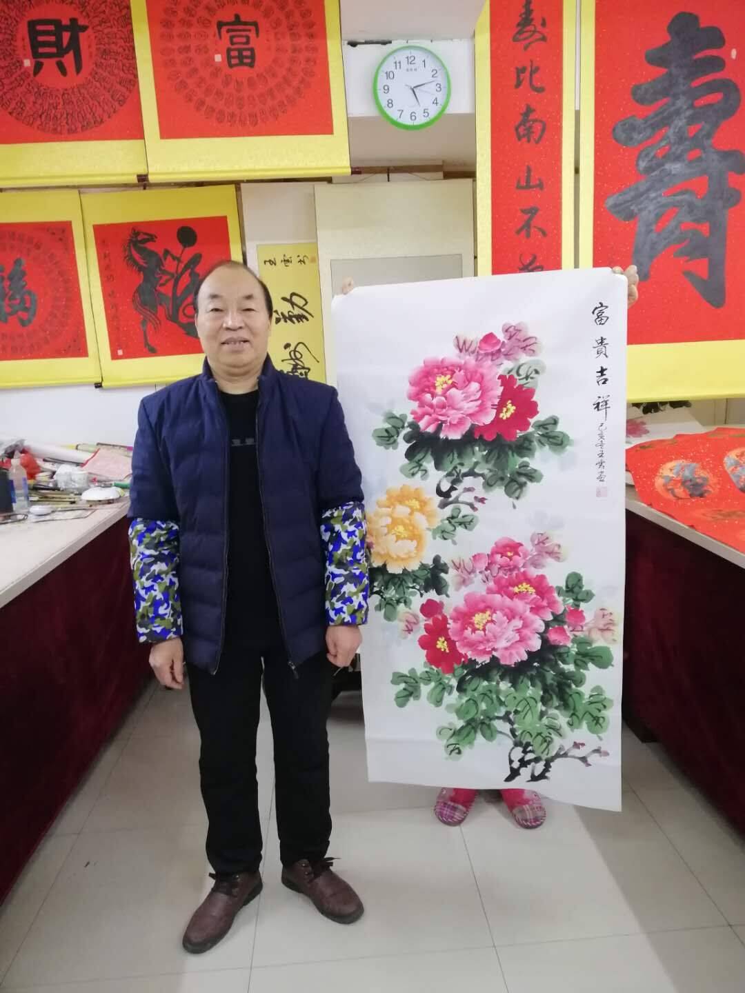 画家王随云,自幼热爱书画,善于探索研究,作品独特风格受爱画人士好评