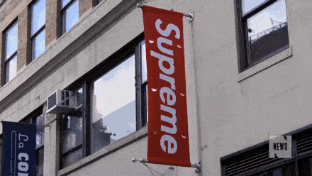 感言|Supreme口红真来了,卡姐开箱感言:想涂在我的PU*Y上