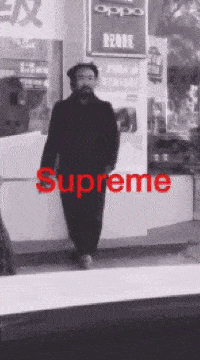 感言|Supreme口红真来了,卡姐开箱感言:想涂在我的PU*Y上