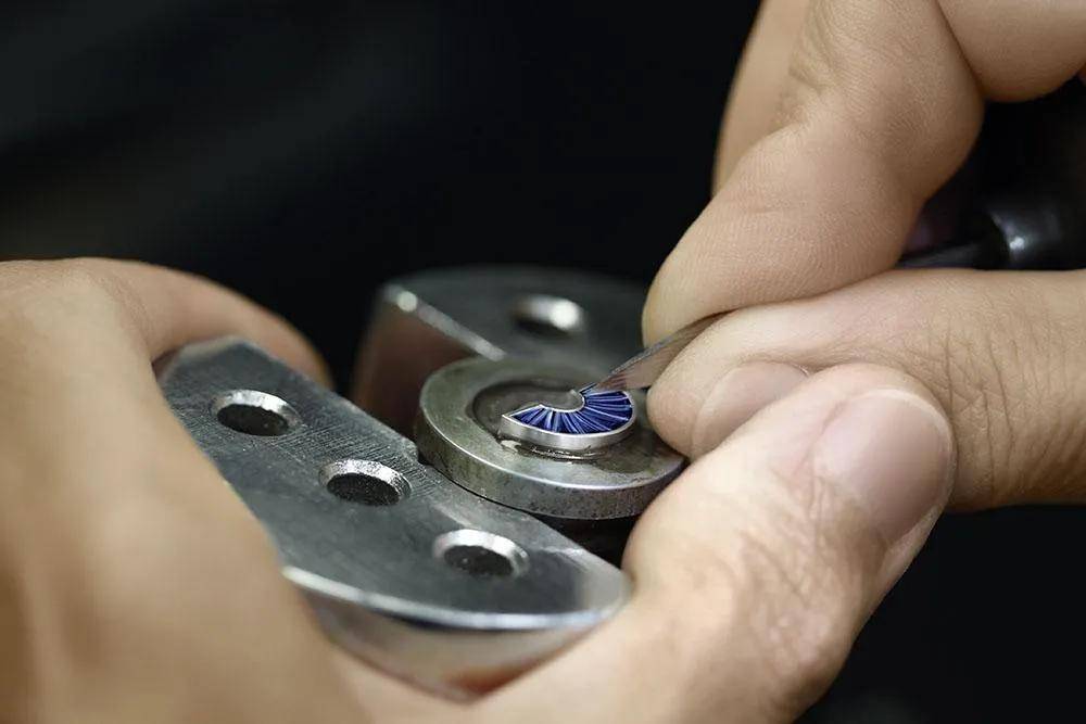 腕表|众表齐发!“钟表与奇迹”高级钟表展首登魔都,开启传奇新篇