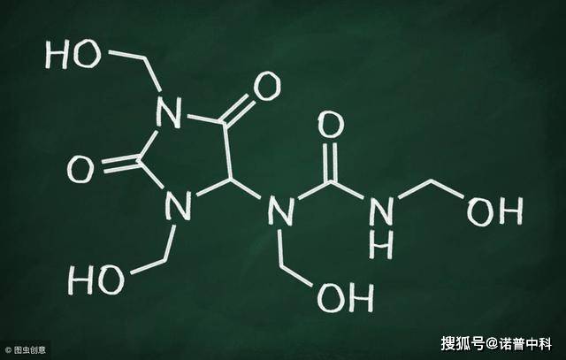 最常见的就是戊二醛,甲醛溶液.