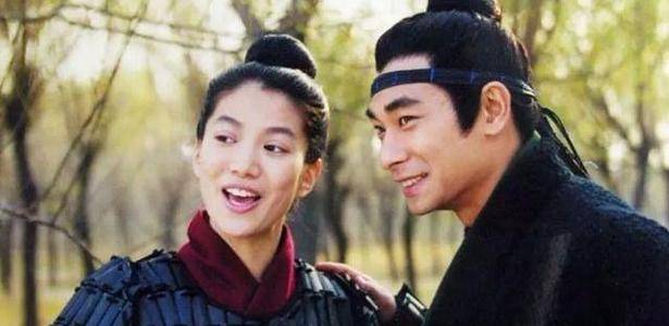 《花木兰》：好莱坞就是想把花木兰打造成像“神奇女侠”一样的超能女英雄！