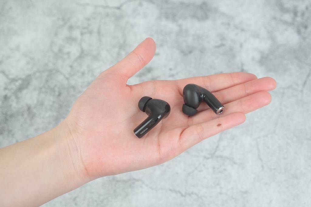 都堆|把该有的都堆足了，诺基亚E3500耳机全面评测：缺点是沾指纹