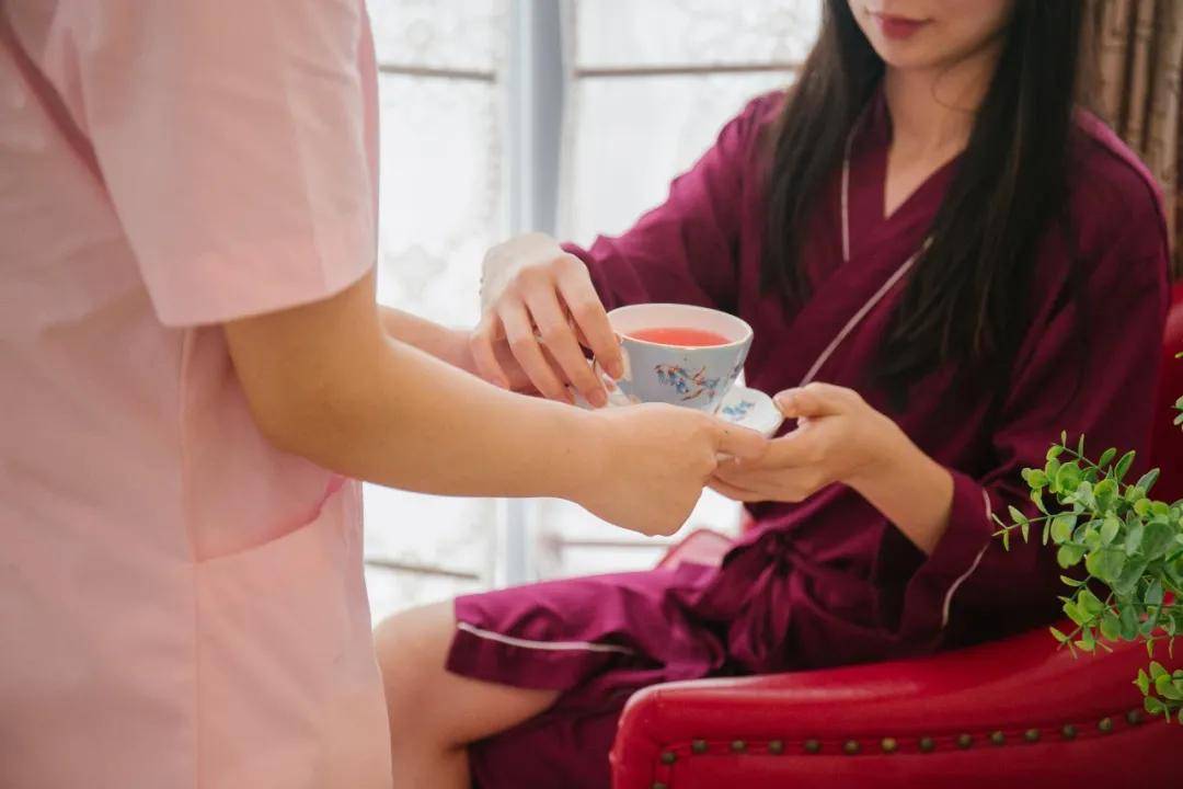 编辑|躺着瘦!来这家魔都开了13年「全五星修身店」Get小蛮腰!