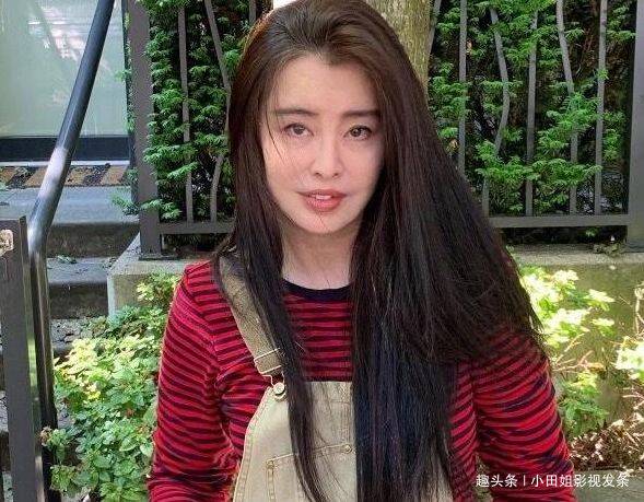 王祖贤在加拿大没有任何工作,这么多年她靠什么生活?