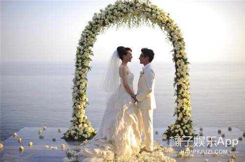 额头|原创陈数老公晒与表妹亲密照，鬼鬼录综艺让杜江亲额头，这行为合适么