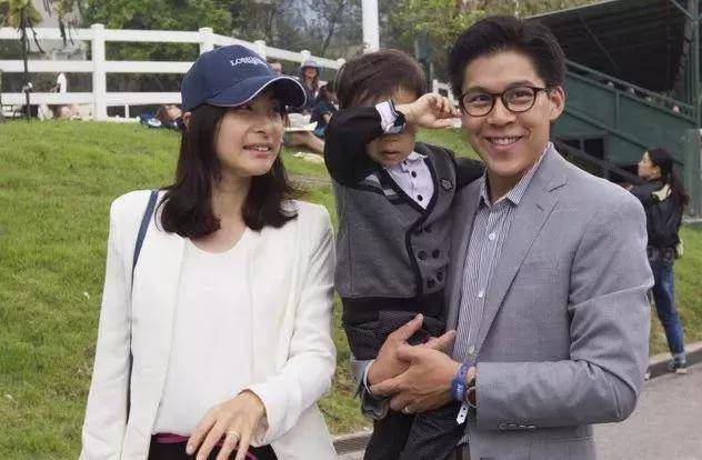 幼儿园|金巧巧送娃上学，幼儿园档次尽显，星二代学费谁家更昂贵？