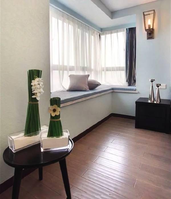 飘窗不能砸怎么改造书桌 c0df8e47a6624e6080d78dd8d178355e.jpeg