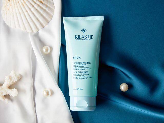 按摩|别整些没用的!谁说长期化妆皮肤就会变差?