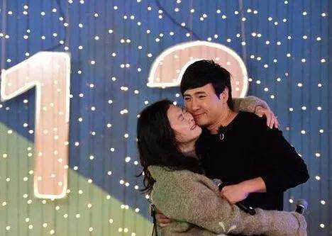 沈腾被曝通宵会美女，因与马丽太亲密遭老婆暗