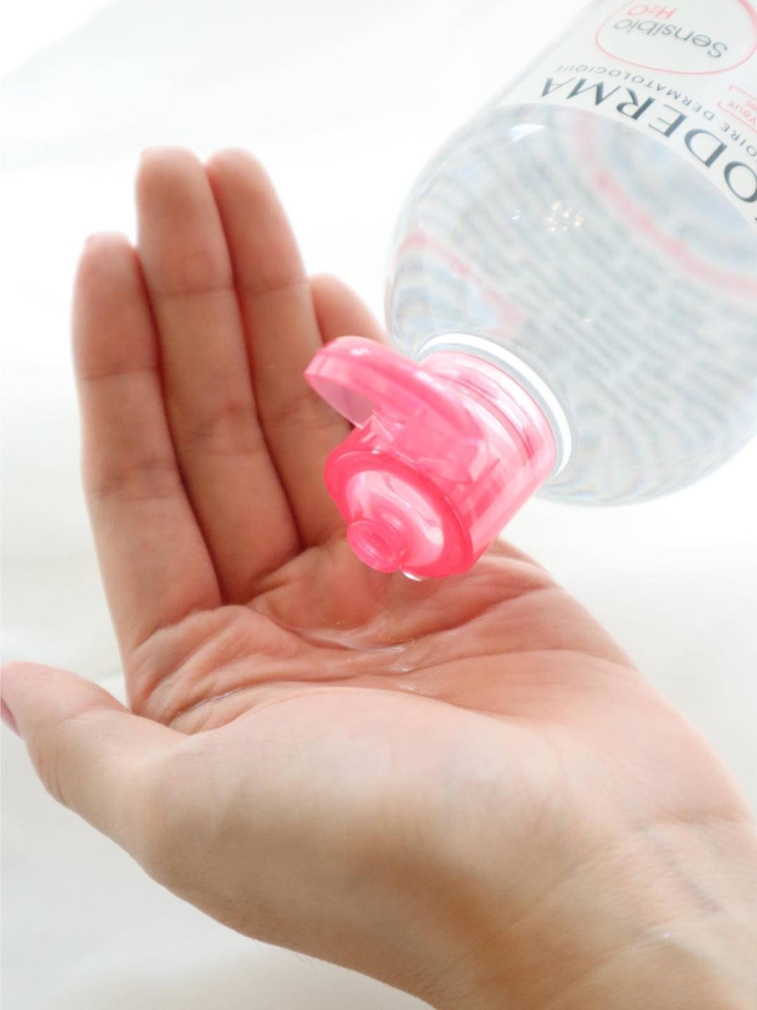 按摩|别整些没用的!谁说长期化妆皮肤就会变差?