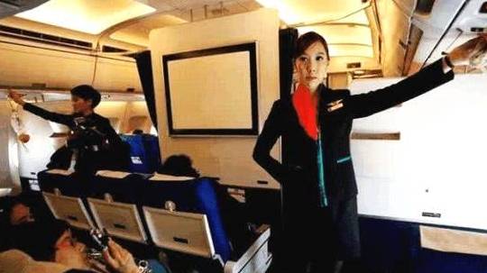 日本|各国美女空姐,韩国最清纯,日本最诱惑!