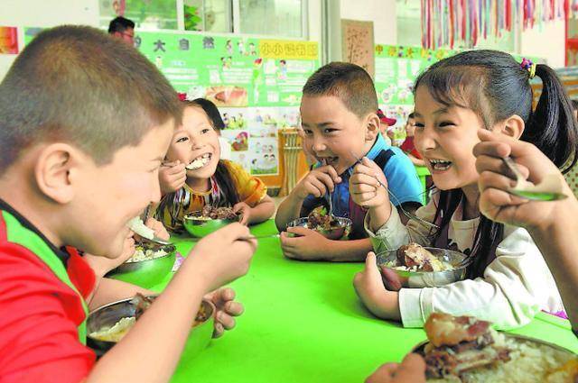 啥时候上幼儿园合适 ca5218bbd6e644d3a84370d90c5939f7.jpeg