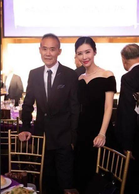 田朴珺童年照曝光,清纯甜美,有没有整容一目了然!