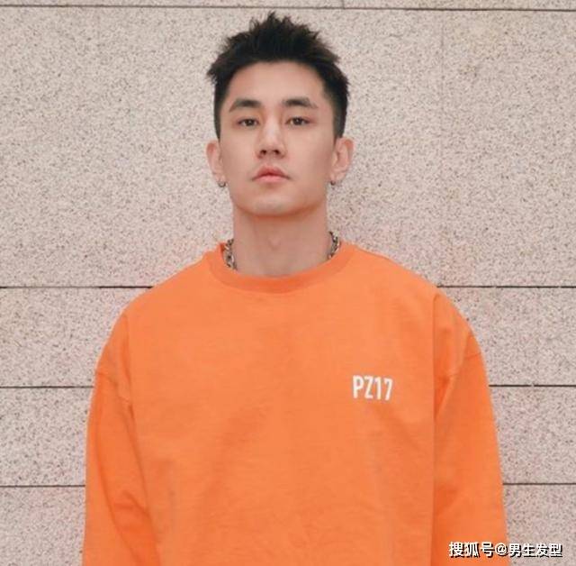 太帅|男生留“两边铲光”发型太帅了，试试这4款潮流造型，干净又利落