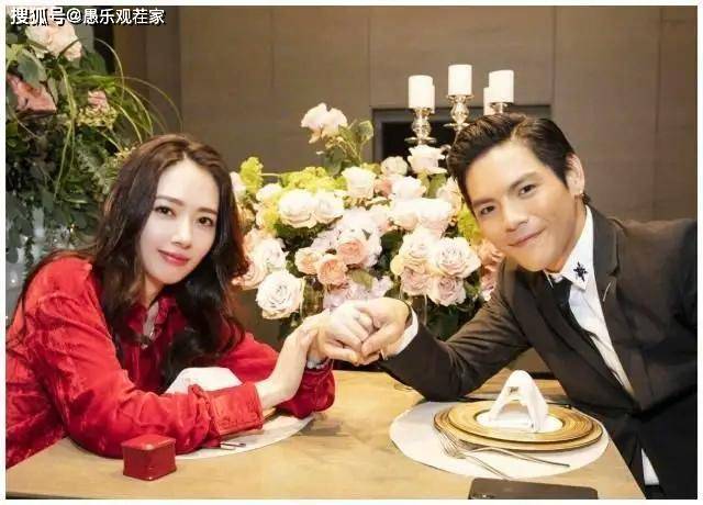 写真照|郭碧婷疑已成功“卸货”，工作室晒其写真照，身材纤细小腹平坦