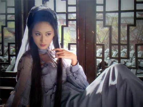狐狸精|为什么她艳压范冰冰、美过佟丽娅，却演不好一个狐狸精？