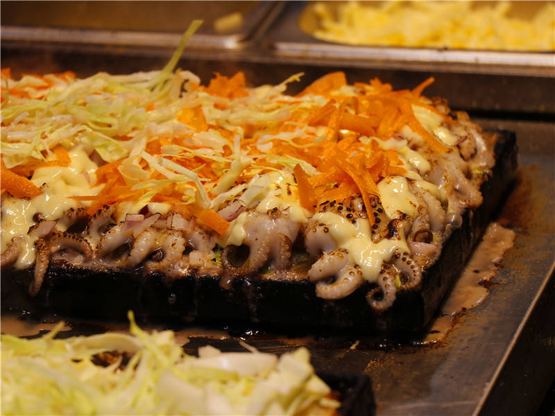 高丽菜|就为了买个网红的章鱼烧游曾厝垵趣事：排队二十分钟