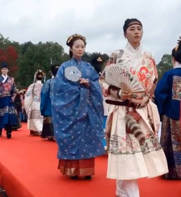 鲛人|国际秀场“百万汉服”什么样?我只认得鲛人泪,长孙皇后艳压全场