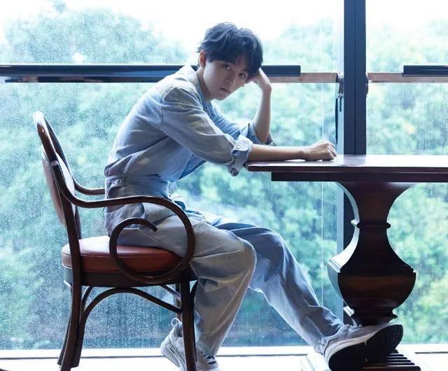 王俊凯|幼稚鬼王俊凯，这个从小到大都在炫耀发光的电竞男孩