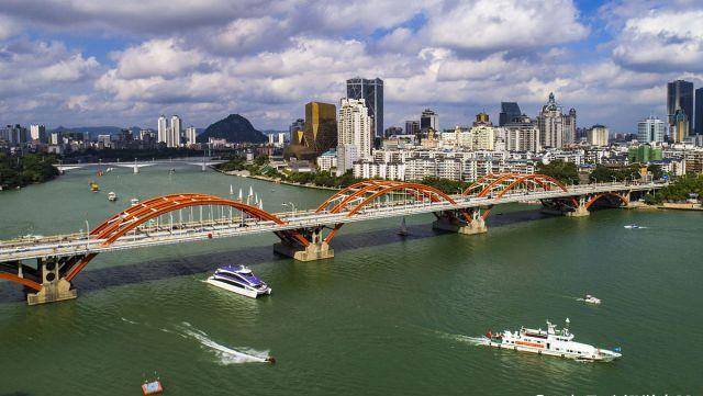 gdp404_中国gdp增长图