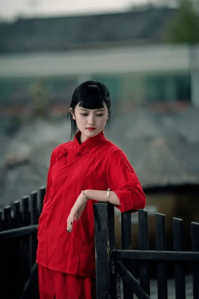人像摄影组图九九女儿红