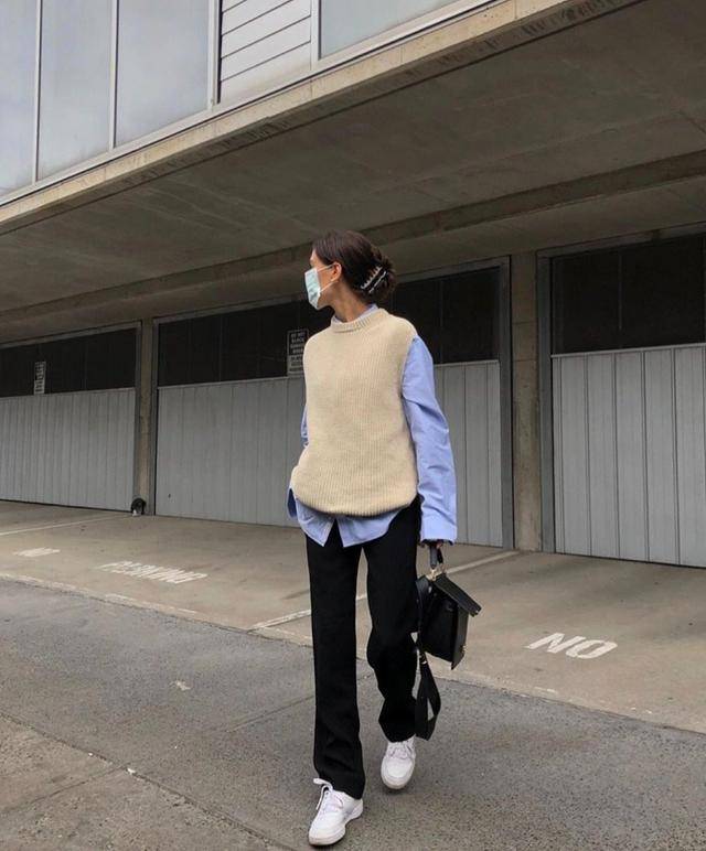 休闲|秋天就要穿得“轻松”一点！试试“极简风”穿搭，低调慵懒又高级