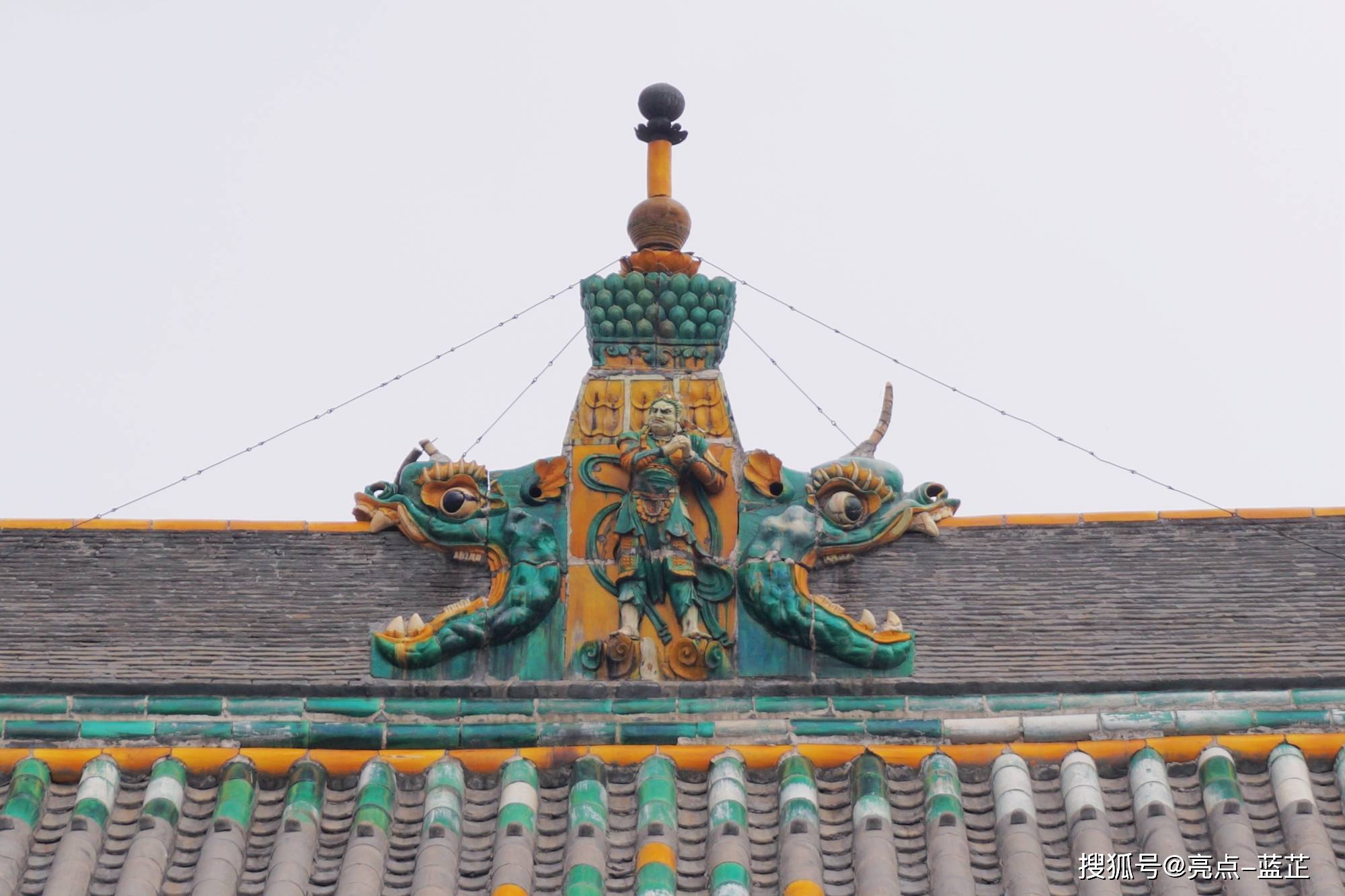 崇福寺我国现存辽金时代规模最大的三大佛寺之一
