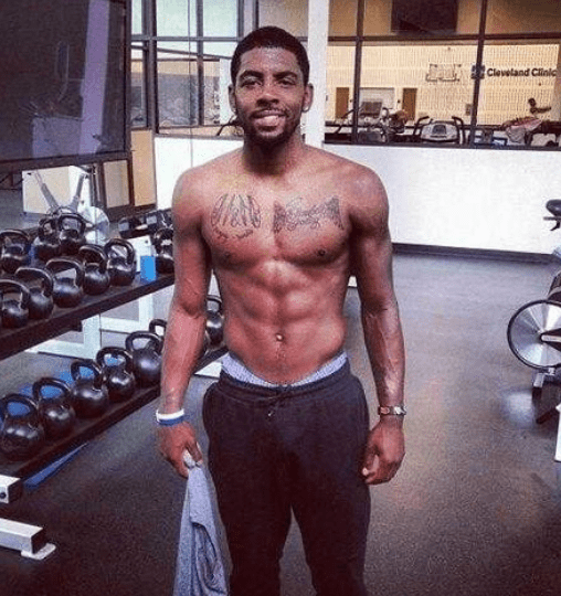 腹肌排行榜_现役7大腹肌大佬排名:威金斯排第3,榜首之人自带“搓衣板”