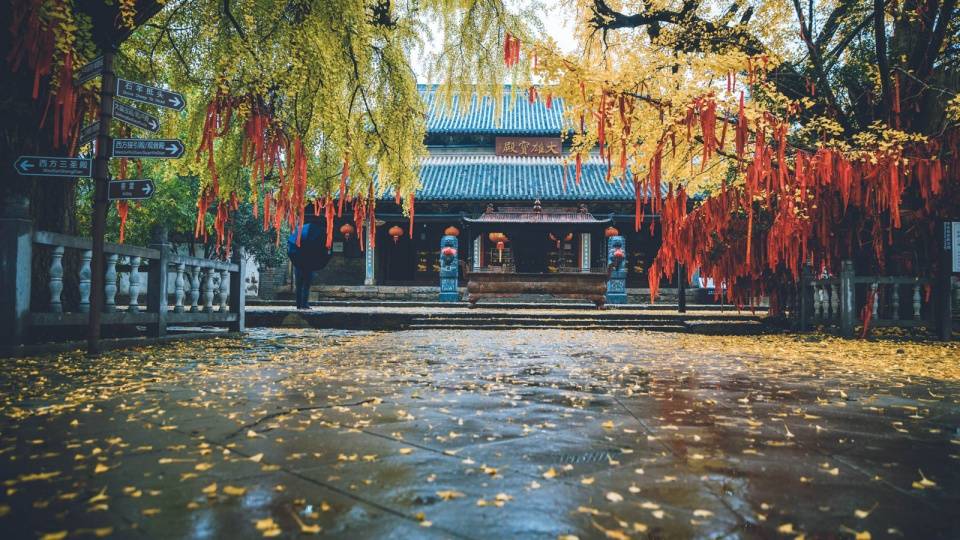 禅寺|江淮大地上的千年古刹，为何其他季节默默无闻，秋季游客络绎不绝
