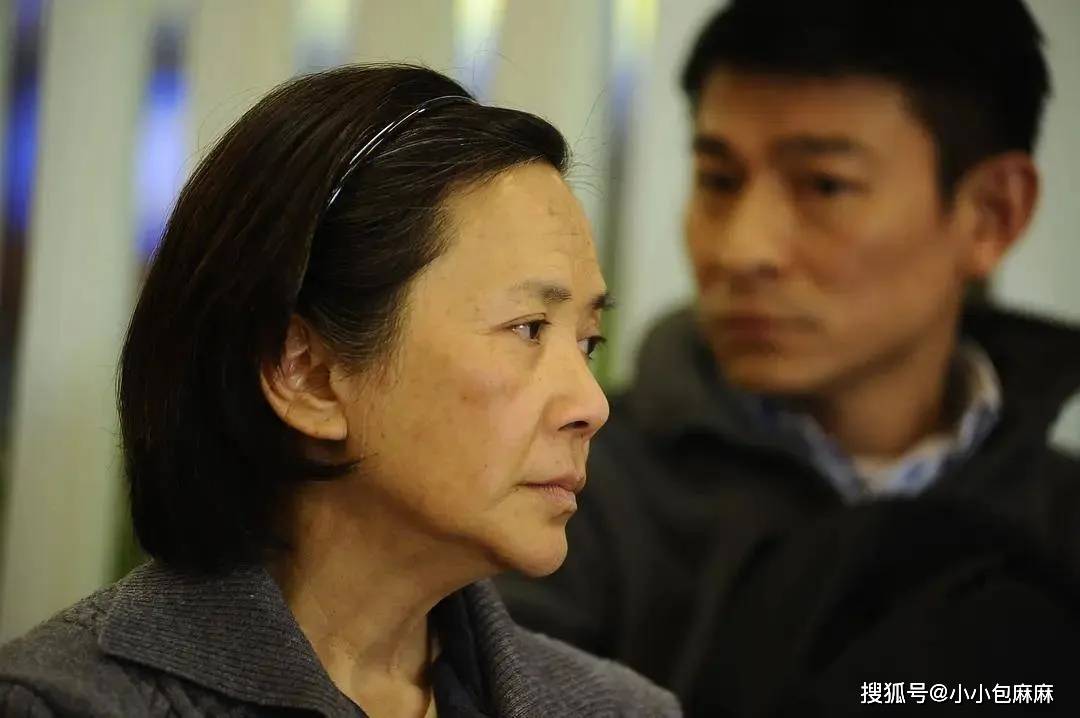 老人|在悄悄折磨我们老去的父母...比生孩子还疼！这个病