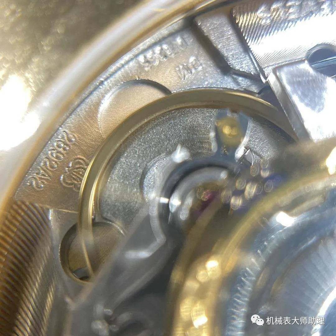 月薪3-5万，如何选择一款适合自己且拉风的手表？