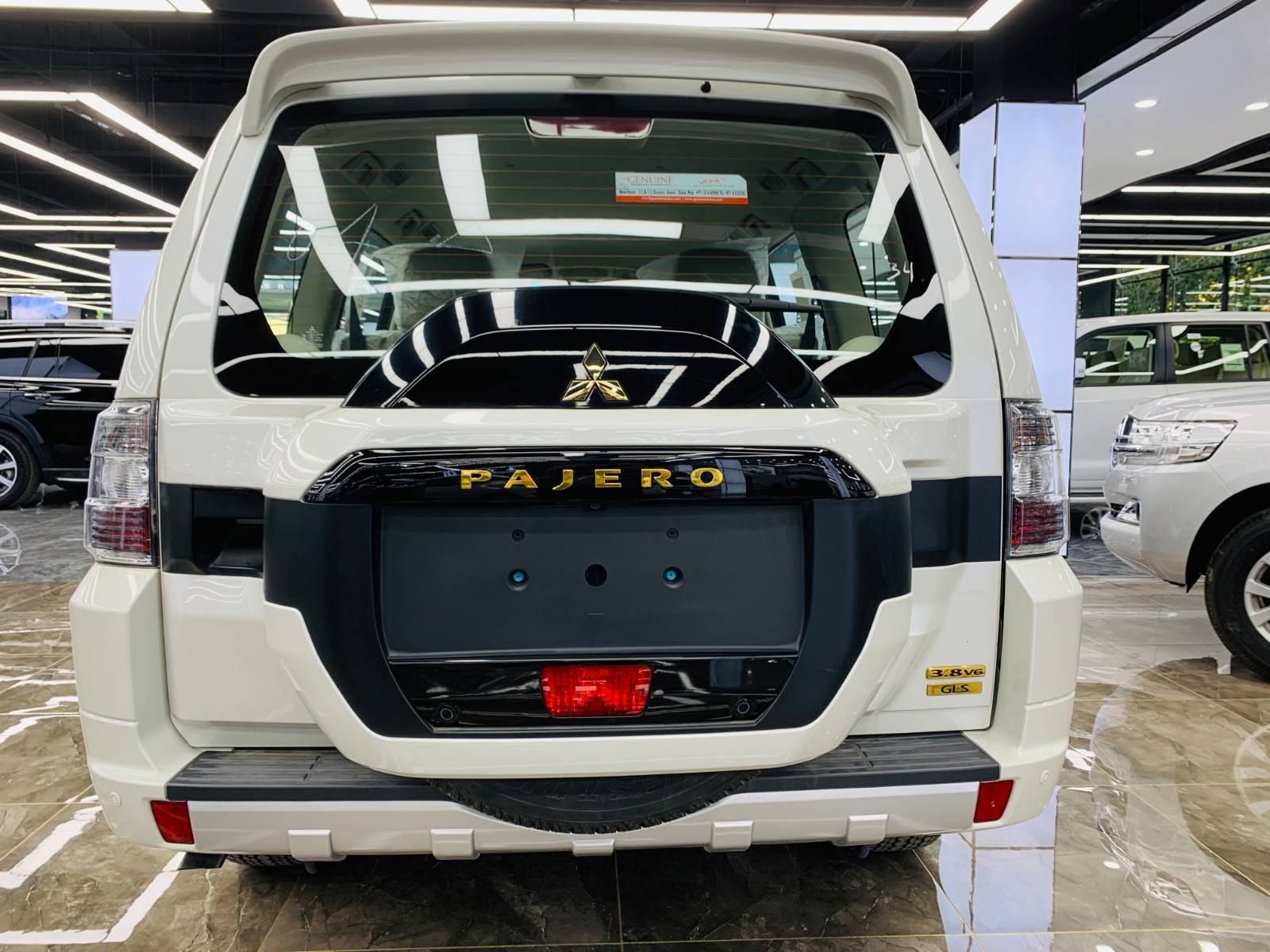 三菱帕杰罗v97现车2019款爆惠 顶配金标版