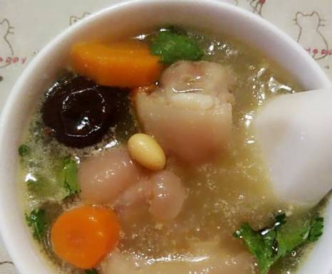 猪脚怎么炖最好吃没油 9d8719d706fc4e24ae8ffa9211dcc20c.jpeg