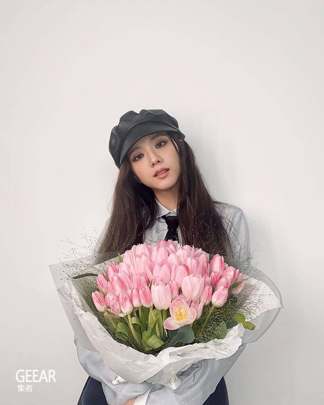 Jisoo|频频出现在Jisoo的Ins，这个Dior的小配件马上挤身热搜榜！