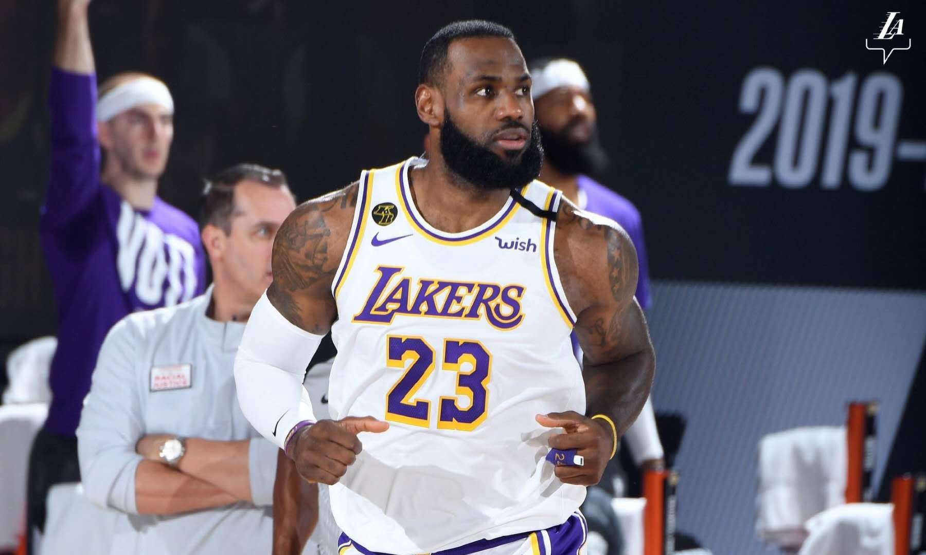 湖人vs掘金预测 3d30ba3524974deebbf1ec23cf284aa5.jpeg