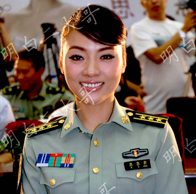军人出身的女星,闫妮,金星,刘涛,孙俪,没想到韩红军衔